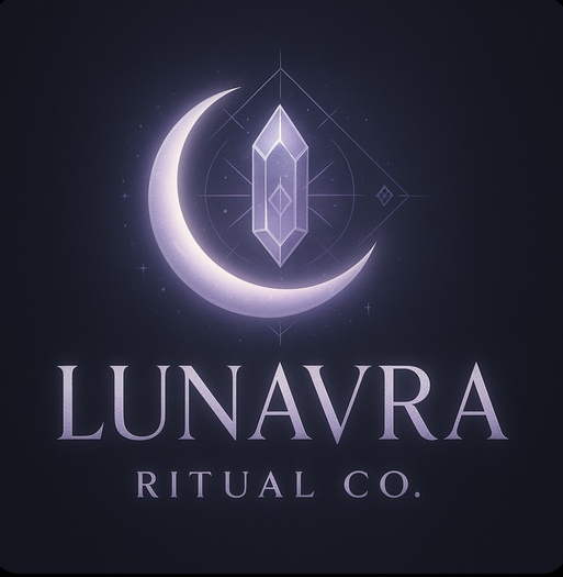 Lunavra Logo